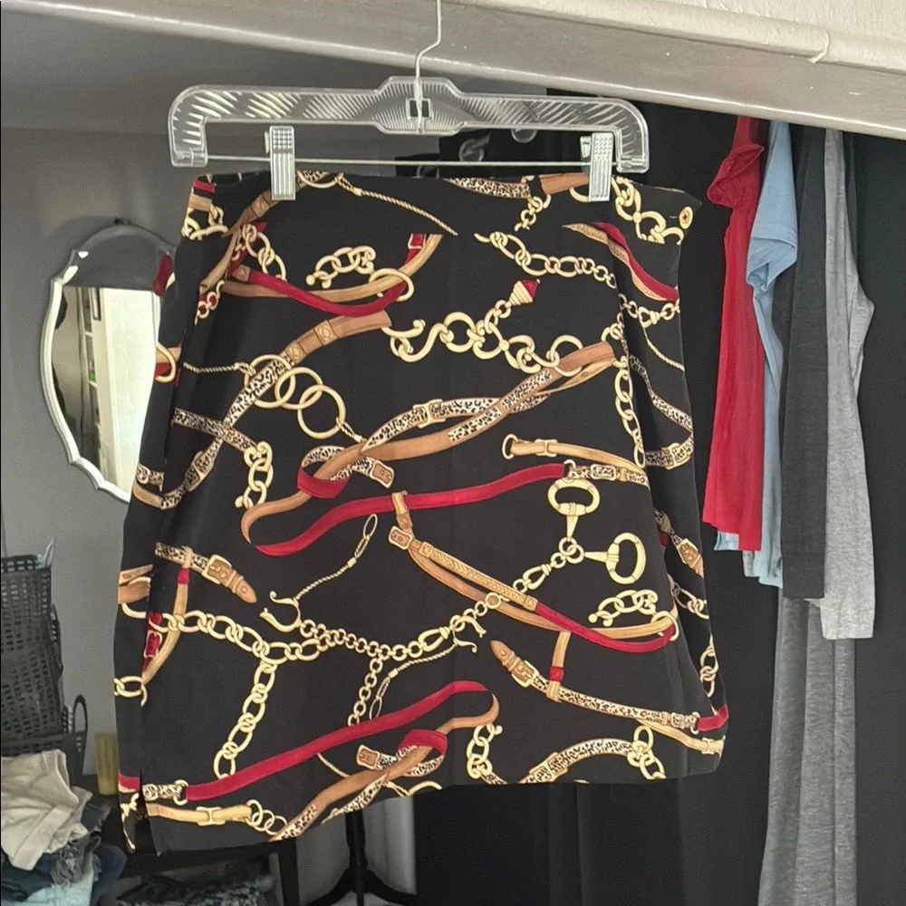 Chain Print Black Golf Skort